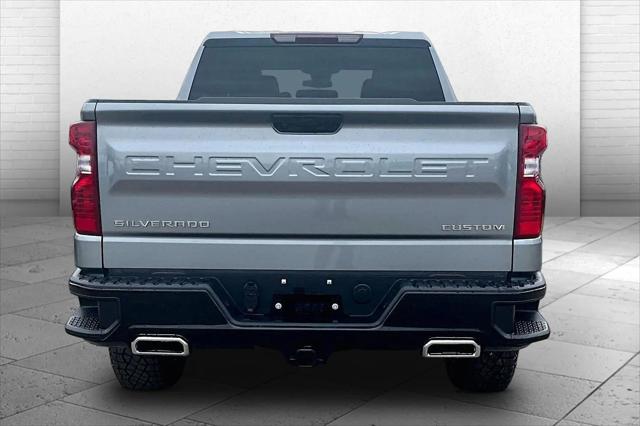 2026 Chevrolet Silverado 1500 4WD Crew Cab Short Bed Custom Trail Boss