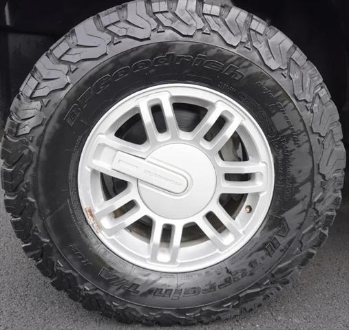 2009 HUMMER H3T H3T Luxury