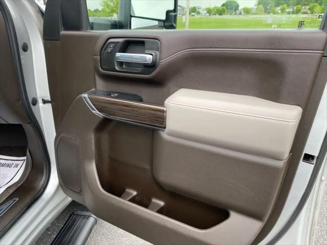 2021 Chevrolet Silverado 2500HD 4WD Crew Cab Standard Bed LT