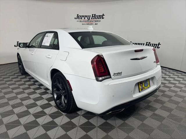 2023 Chrysler 300 300S