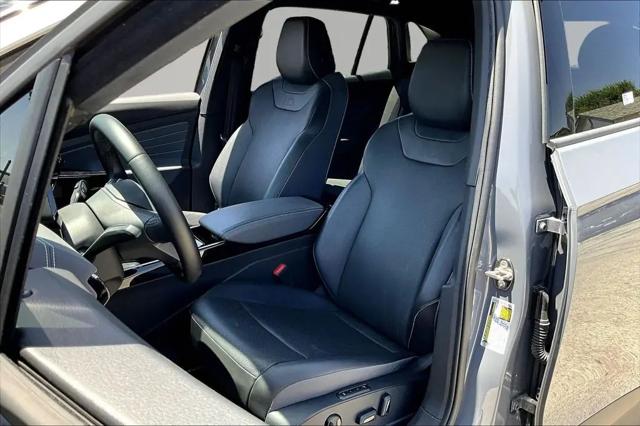 2023 Volkswagen ID.4 Pro S Plus