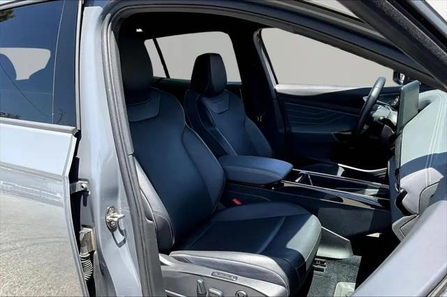 2023 Volkswagen ID.4 Pro S Plus