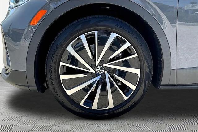 2023 Volkswagen ID.4 Pro S Plus