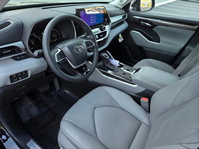 2026 Toyota Highlander Hybrid Limited