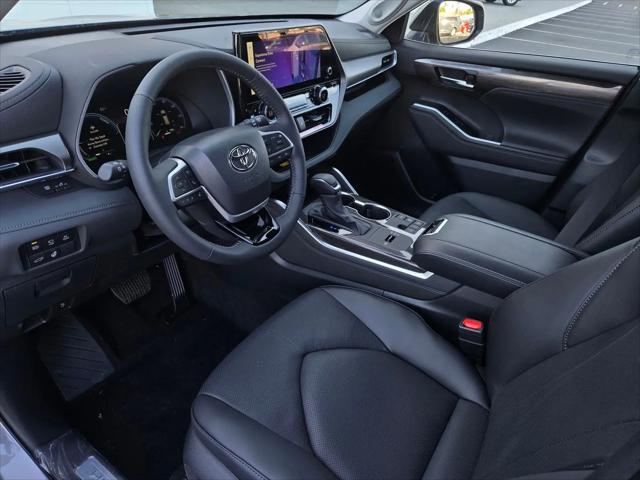 2026 Toyota Highlander Hybrid Limited