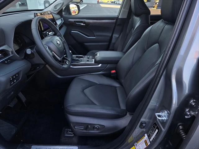 2026 Toyota Highlander Hybrid Limited