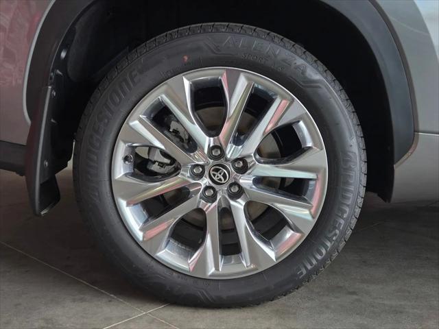 2026 Toyota Highlander Hybrid Limited