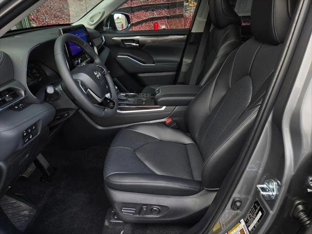 2026 Toyota Highlander Hybrid Limited