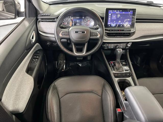 2022 Jeep Compass Latitude Lux 4x4