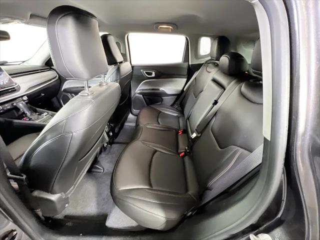 2022 Jeep Compass Latitude Lux 4x4