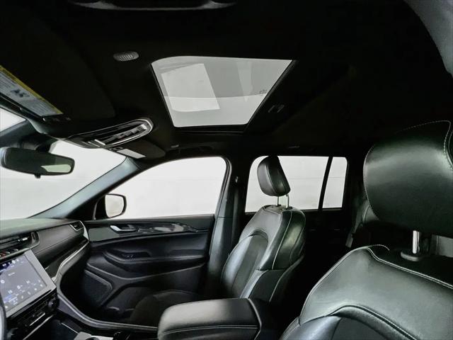 2023 Jeep Grand Cherokee Altitude 4x4
