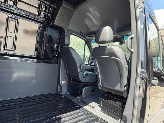 2024 Mercedes-Benz Sprinter 2500 Standard Roof 4-Cyl Diesel HO