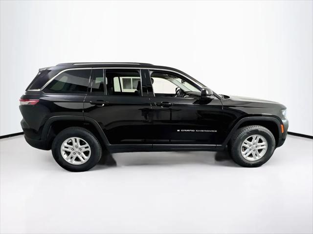 2023 Jeep Grand Cherokee Laredo 4x4