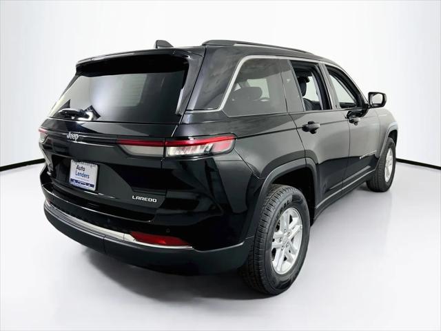 2023 Jeep Grand Cherokee Laredo 4x4