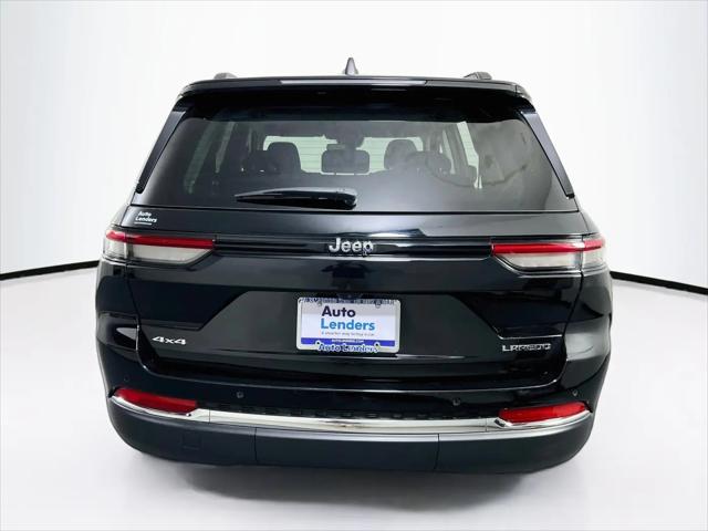2023 Jeep Grand Cherokee Laredo 4x4