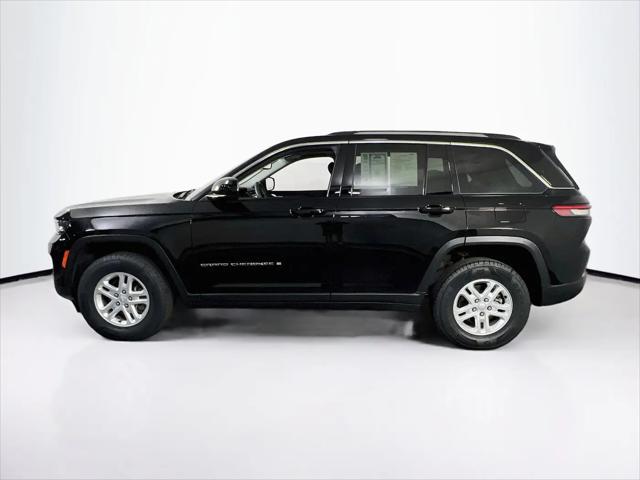 2023 Jeep Grand Cherokee Laredo 4x4