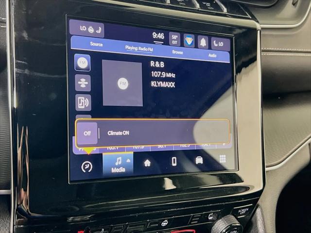 2023 Jeep Grand Cherokee Laredo 4x4