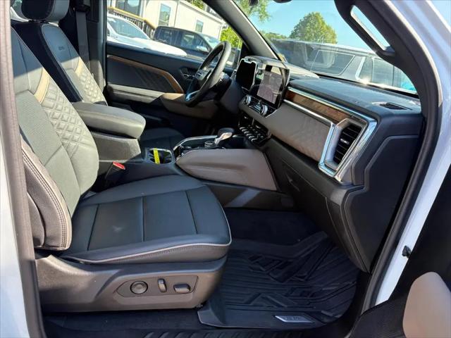 2025 GMC Canyon 4WD Denali