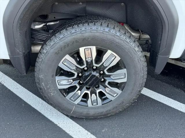 2026 GMC Sierra 2500HD Crew Cab, Standard Bed, Denali, 4WD
