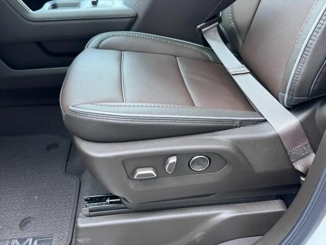 2026 GMC Sierra 2500HD Crew Cab, Standard Bed, Denali, 4WD