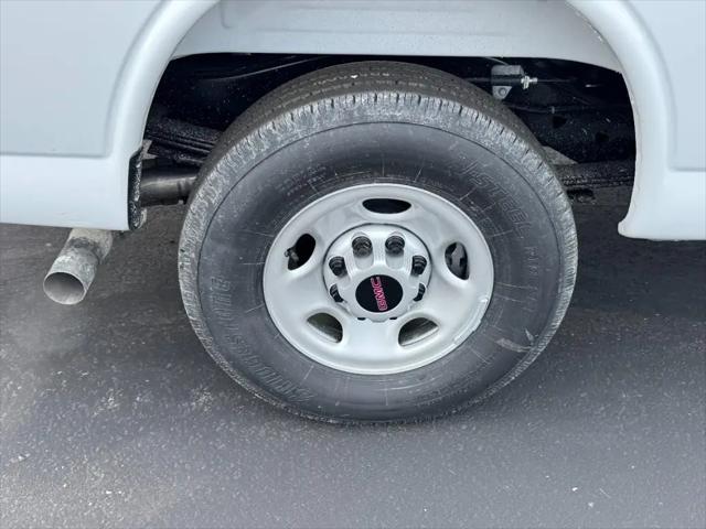2026 GMC Savana Cargo 2500 Regular Wheelbase, Work Van, RWD