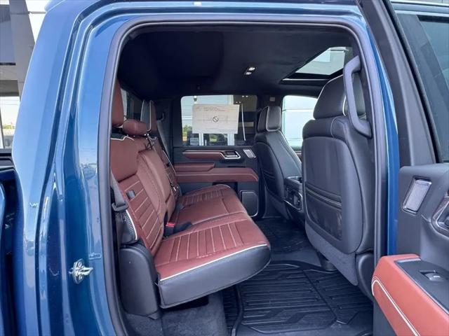 2026 GMC Sierra 2500HD Crew Cab, Standard Bed, Denali Ultimate, 4WD