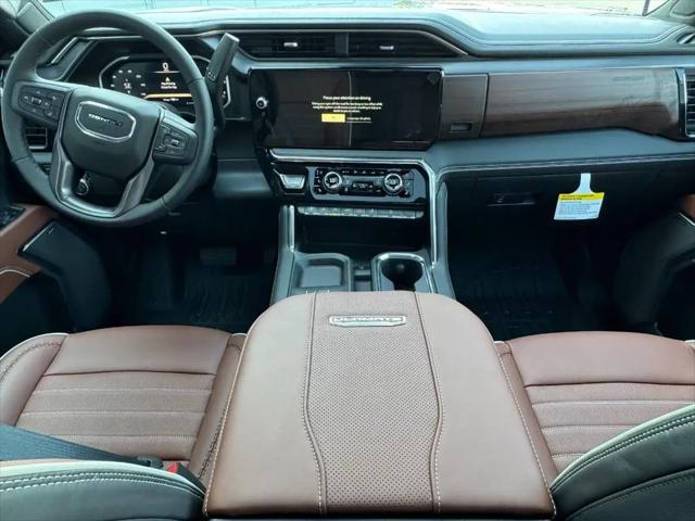 2026 GMC Sierra 2500HD Crew Cab, Standard Bed, Denali Ultimate, 4WD