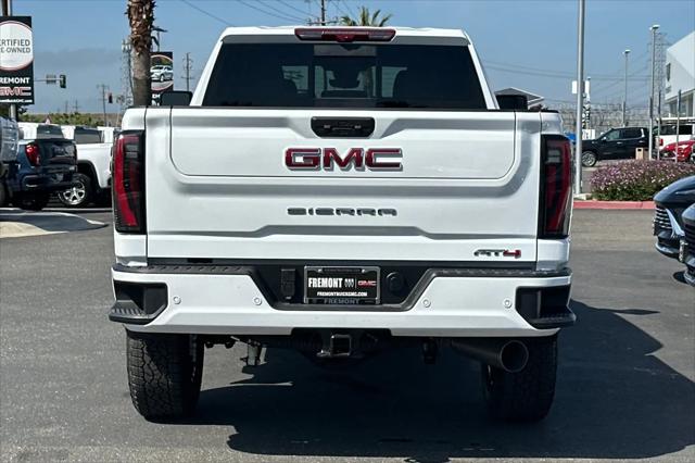 2026 GMC Sierra 2500HD Crew Cab, Standard Bed, AT4, 4WD