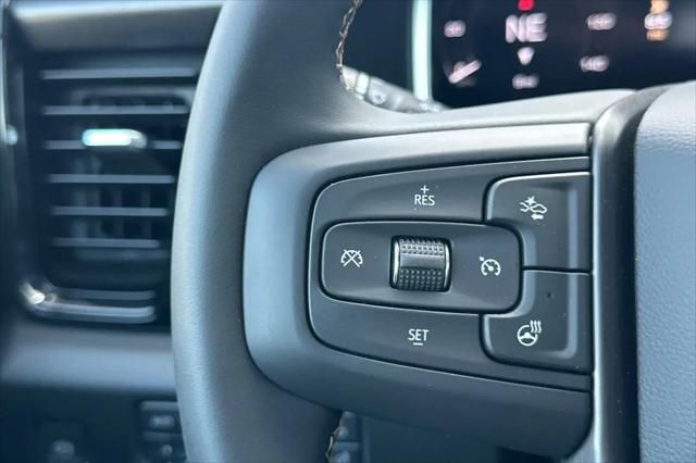 2026 GMC Sierra 2500HD Crew Cab, Standard Bed, AT4, 4WD