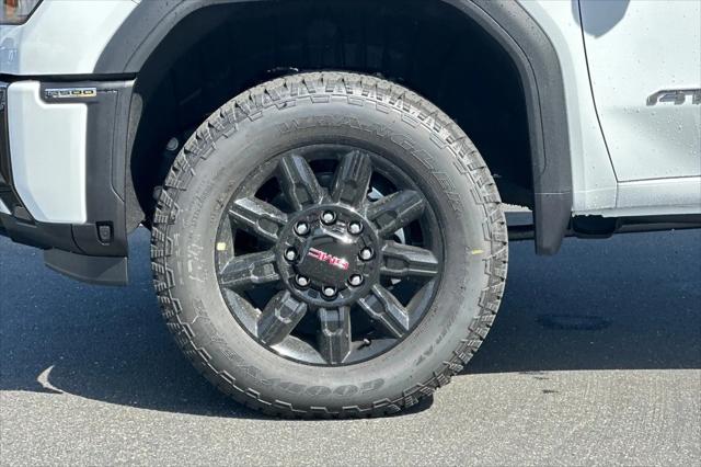 2026 GMC Sierra 2500HD Crew Cab, Standard Bed, AT4, 4WD