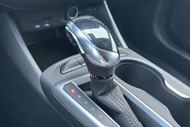 2026 Buick NV Preferred FWD