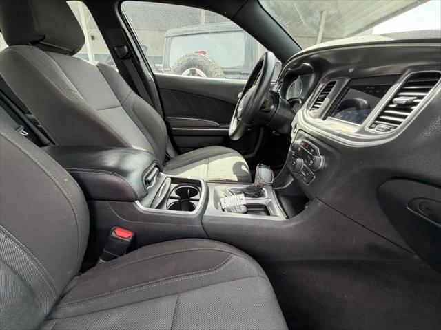 2020 Dodge Charger SXT RWD