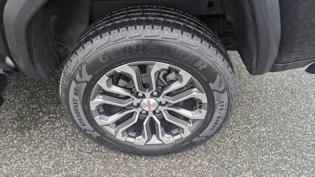 2023 GMC Canyon 4WD Crew Cab Short Box Denali