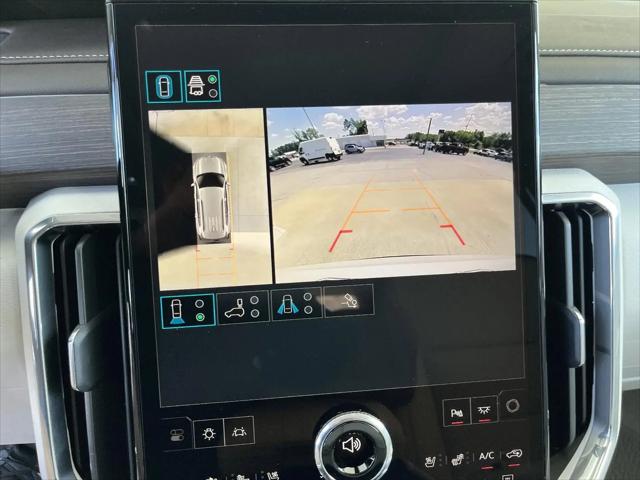 2026 GMC Acadia Denali FWD