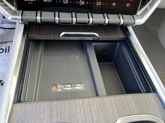 2026 GMC Acadia Denali FWD