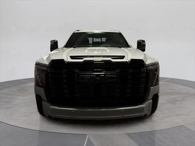 2026 GMC Sierra 2500HD Crew Cab, Standard Bed, Denali Ultimate, 4WD