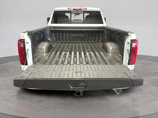 2026 GMC Sierra 2500HD Crew Cab, Standard Bed, Denali Ultimate, 4WD