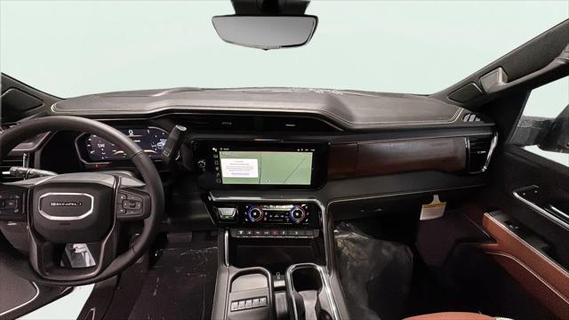 2026 GMC Sierra 2500HD Crew Cab, Standard Bed, Denali Ultimate, 4WD