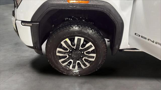 2026 GMC Sierra 2500HD Crew Cab, Standard Bed, Denali Ultimate, 4WD