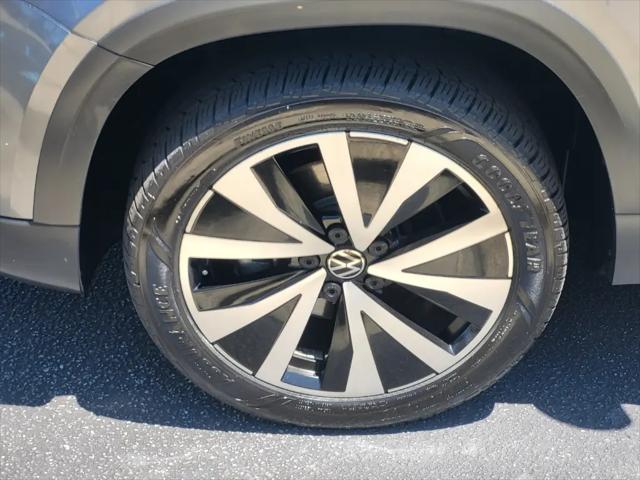 2024 Volkswagen Taos 1.5T SE