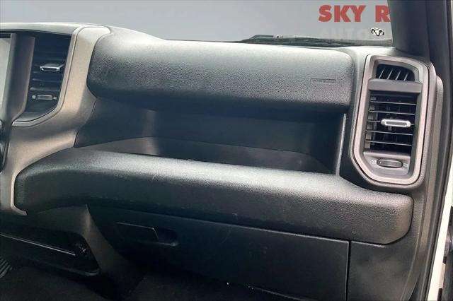 2024 Ram 3500 Tradesman Crew Cab 4x4 8' Box