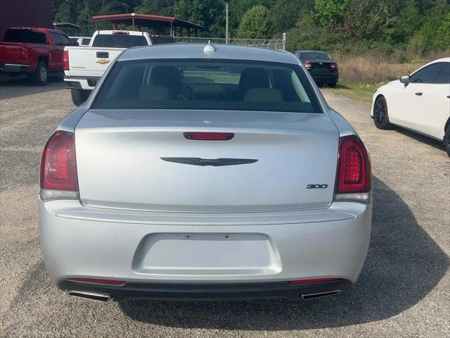 2020 Chrysler 300 Touring