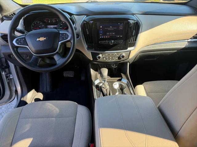 2022 Chevrolet Traverse AWD LS