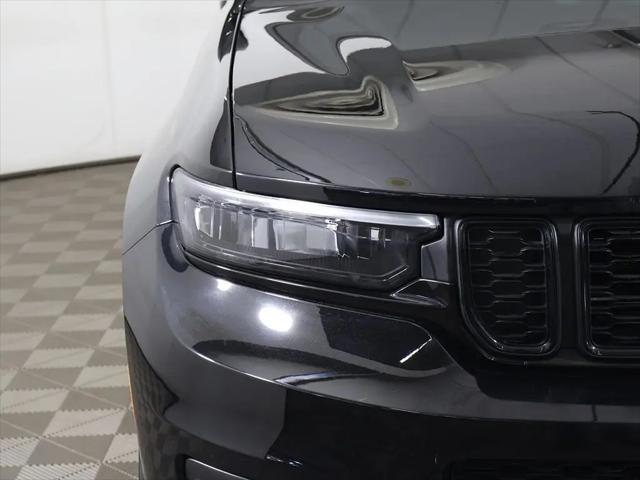 2023 Jeep Grand Cherokee L Altitude 4x4