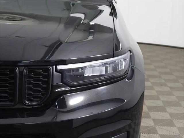 2023 Jeep Grand Cherokee L Altitude 4x4