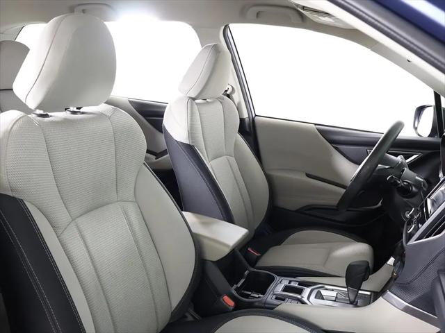 2023 Subaru Forester Base