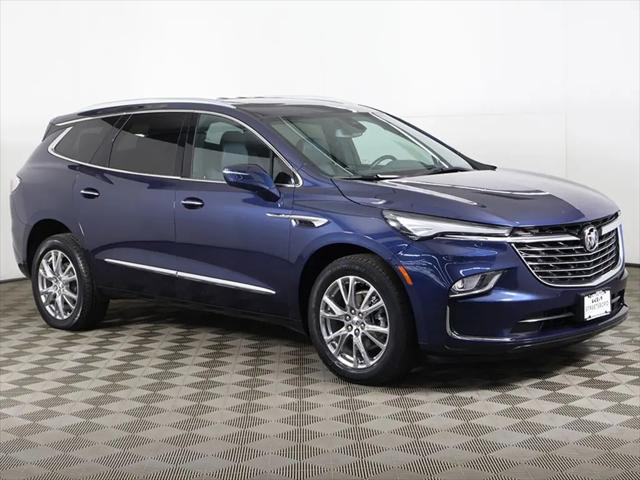 2023 Buick Enclave Essence AWD