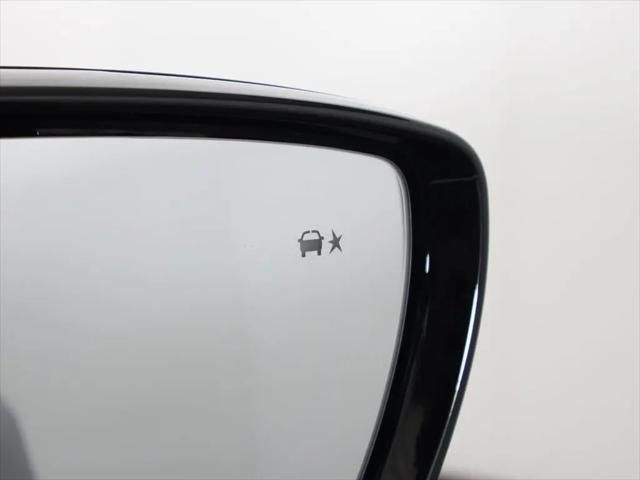 2023 Buick Enclave Essence AWD