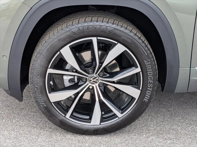 2026 Volkswagen Atlas Cross Sport SEL Premium R-Line