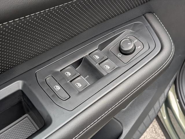 2026 Volkswagen Atlas Cross Sport SEL Premium R-Line